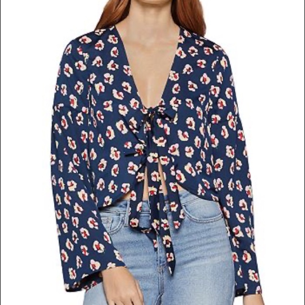 NWT BCBGeneration tie-front bell sleeve top S